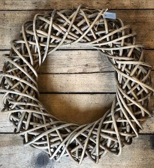GEVLOCHTEN ROTAN KRANS 40CM
