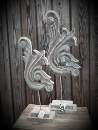 Pinakel ornament vintage grey